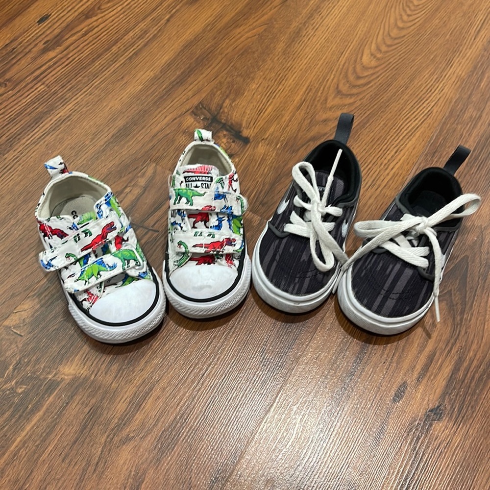 Bundle tenis shoes